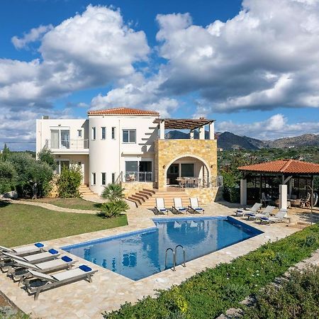 Lake And Sea Villa Tersanas Exterior foto