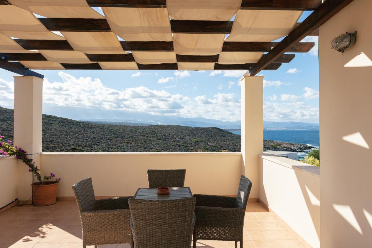 Lake And Sea Villa Tersanas Exterior foto